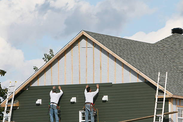 Professional Siding Replacement technician working in Bath, PA